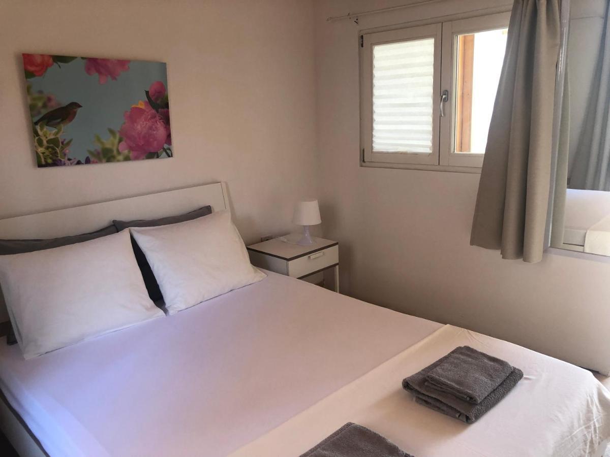 Guest House Marta ロヴィニ エクステリア 写真