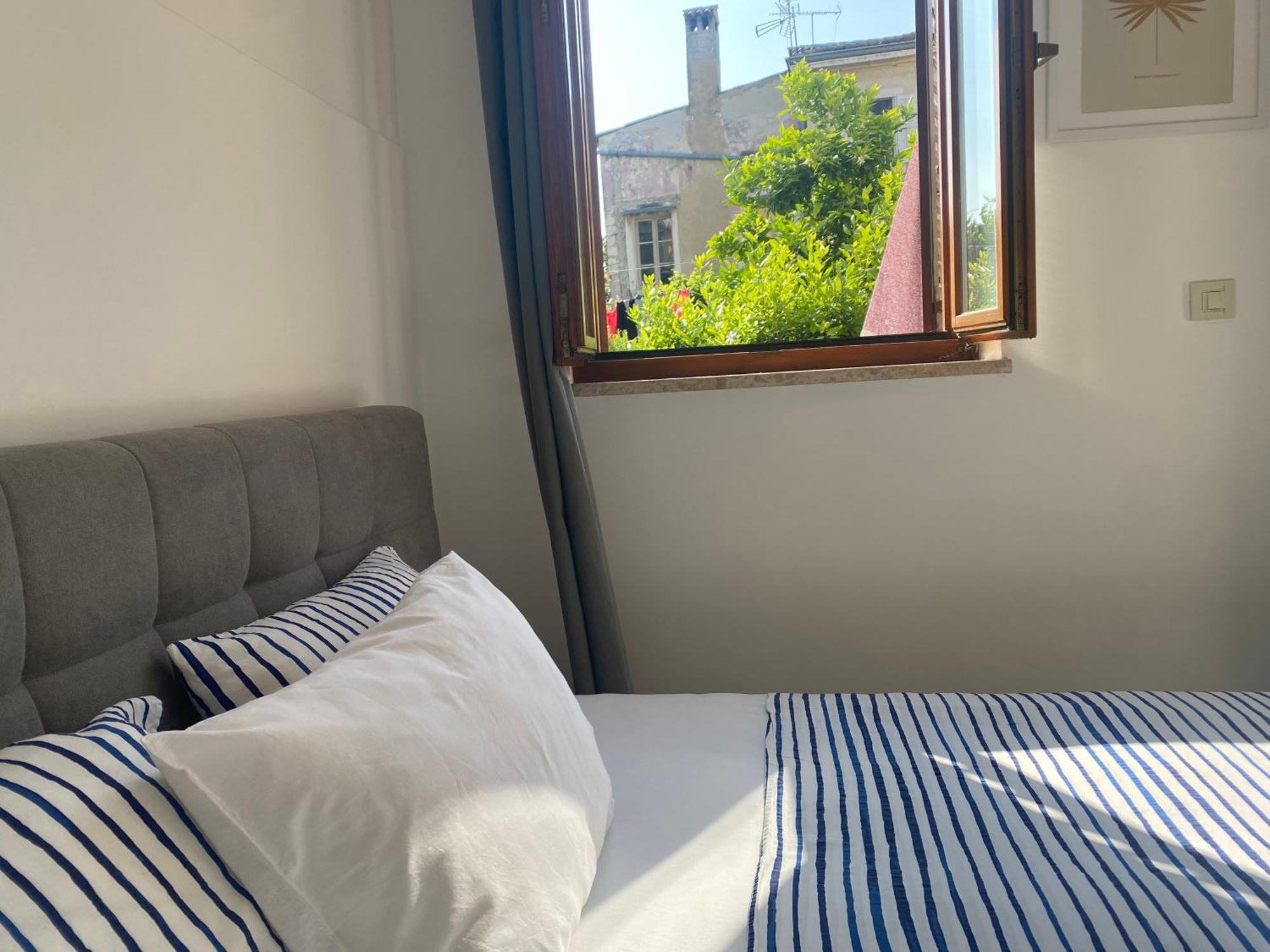 Guest House Marta ロヴィニ エクステリア 写真
